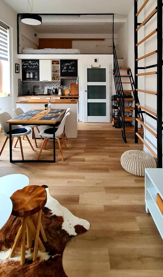 Loft Rezidence Kotel Рокицани Экстерьер фото